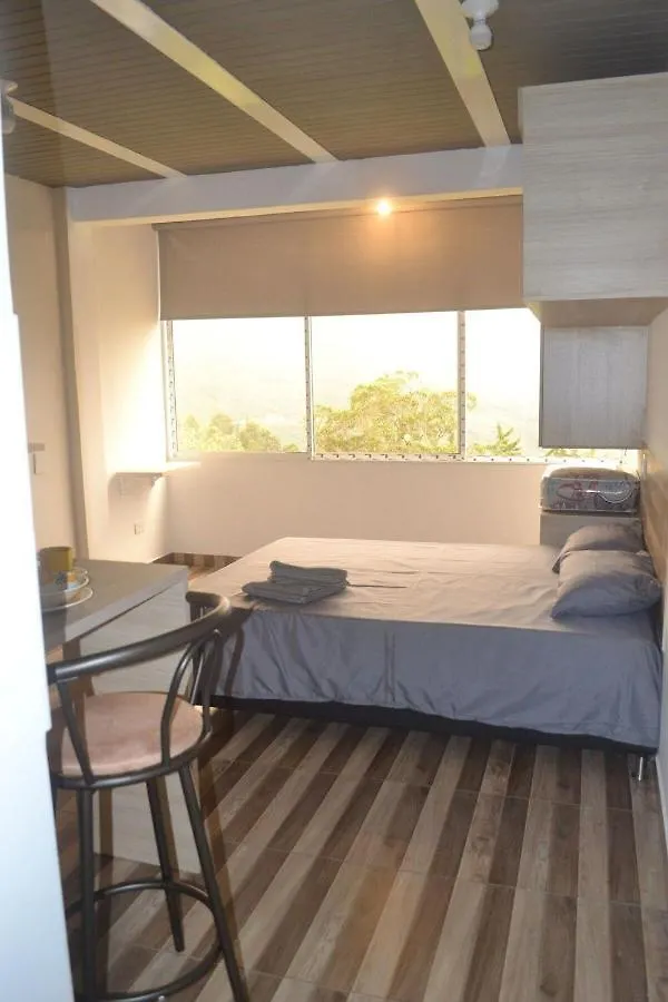 アパート Tranquila Suite En Santa Elena メデジン